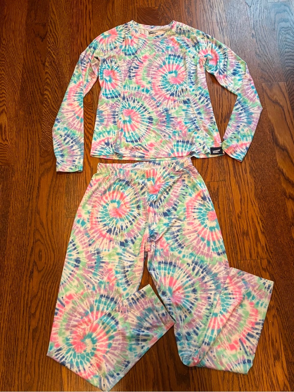 Lands' End Kids Tie-Dye thermal base layer Set in Pink, Blue, Green, Purple